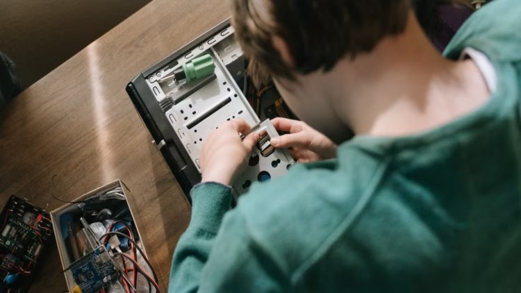 Cara Memperbaiki Komputer yang Tidak Menyala